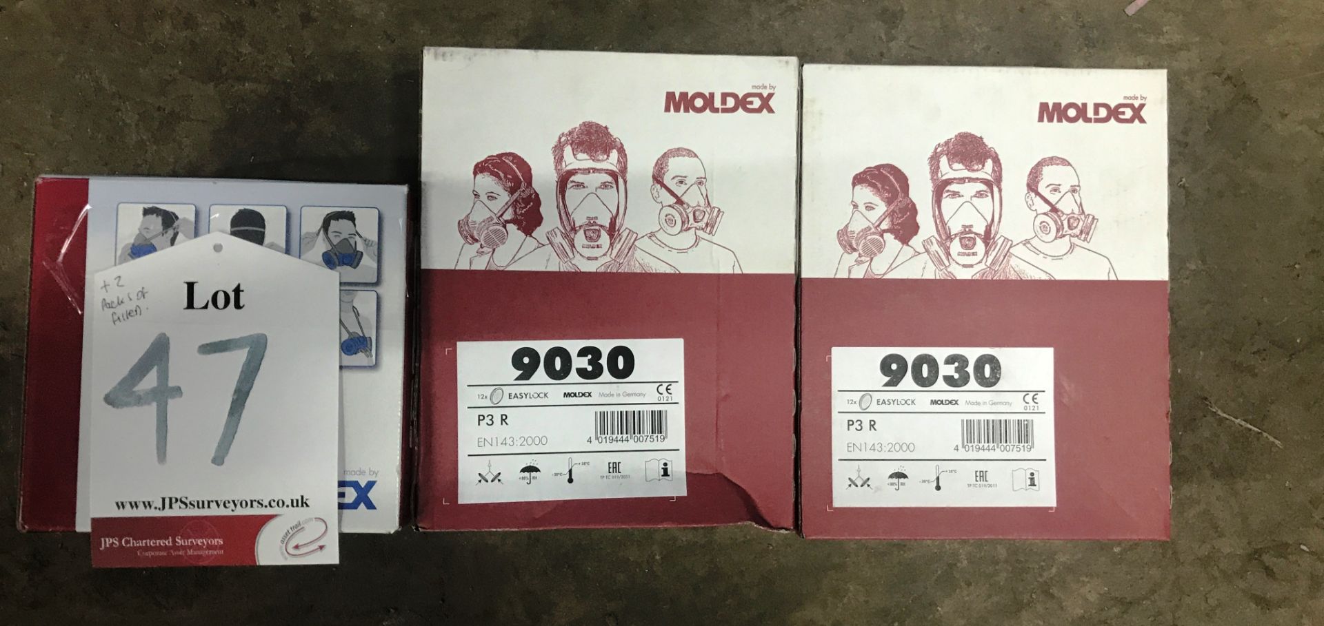 Moldex Respirator Apparatus w/ 24 Filters