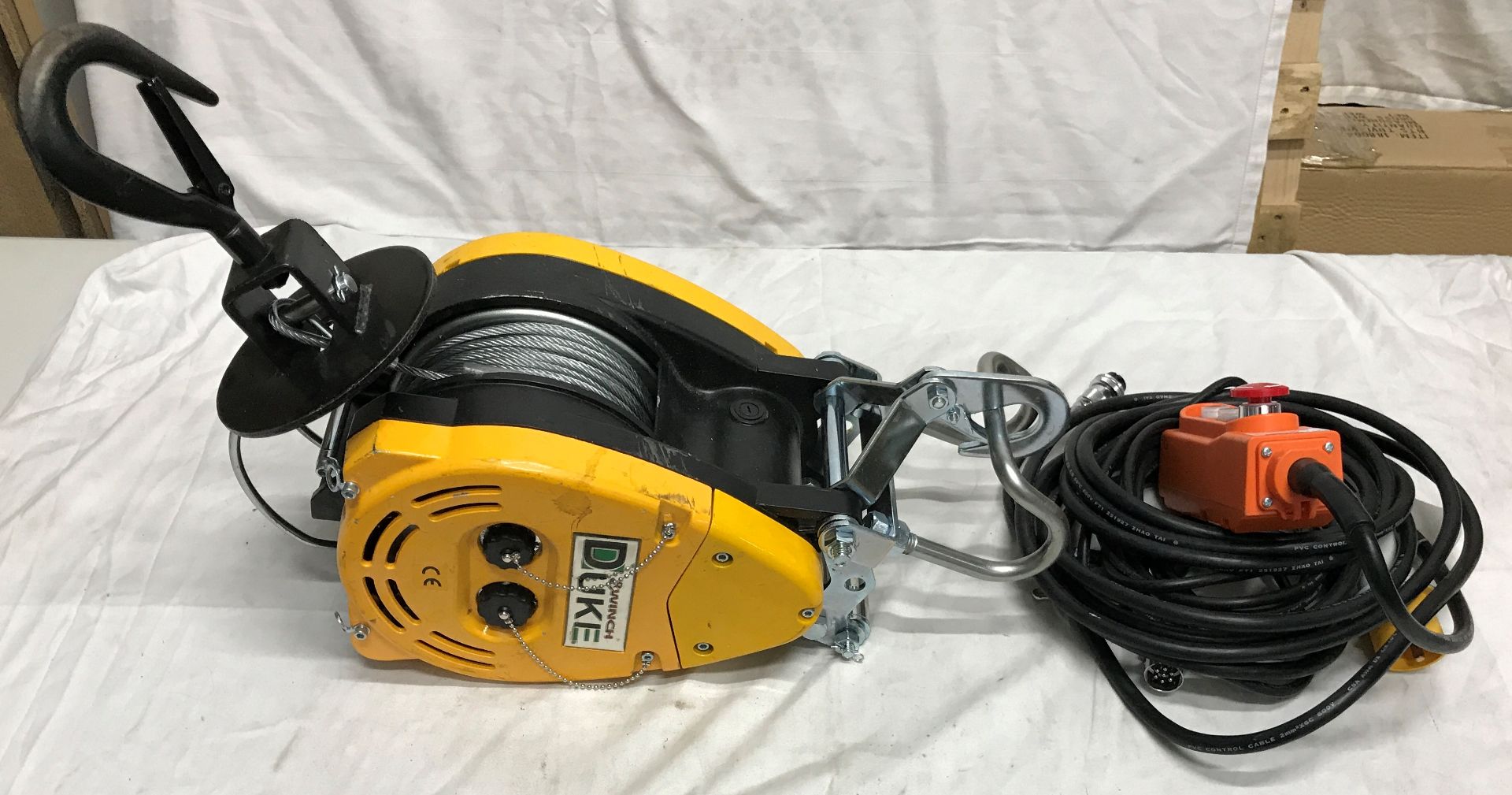 Duke Electric Mini Winch