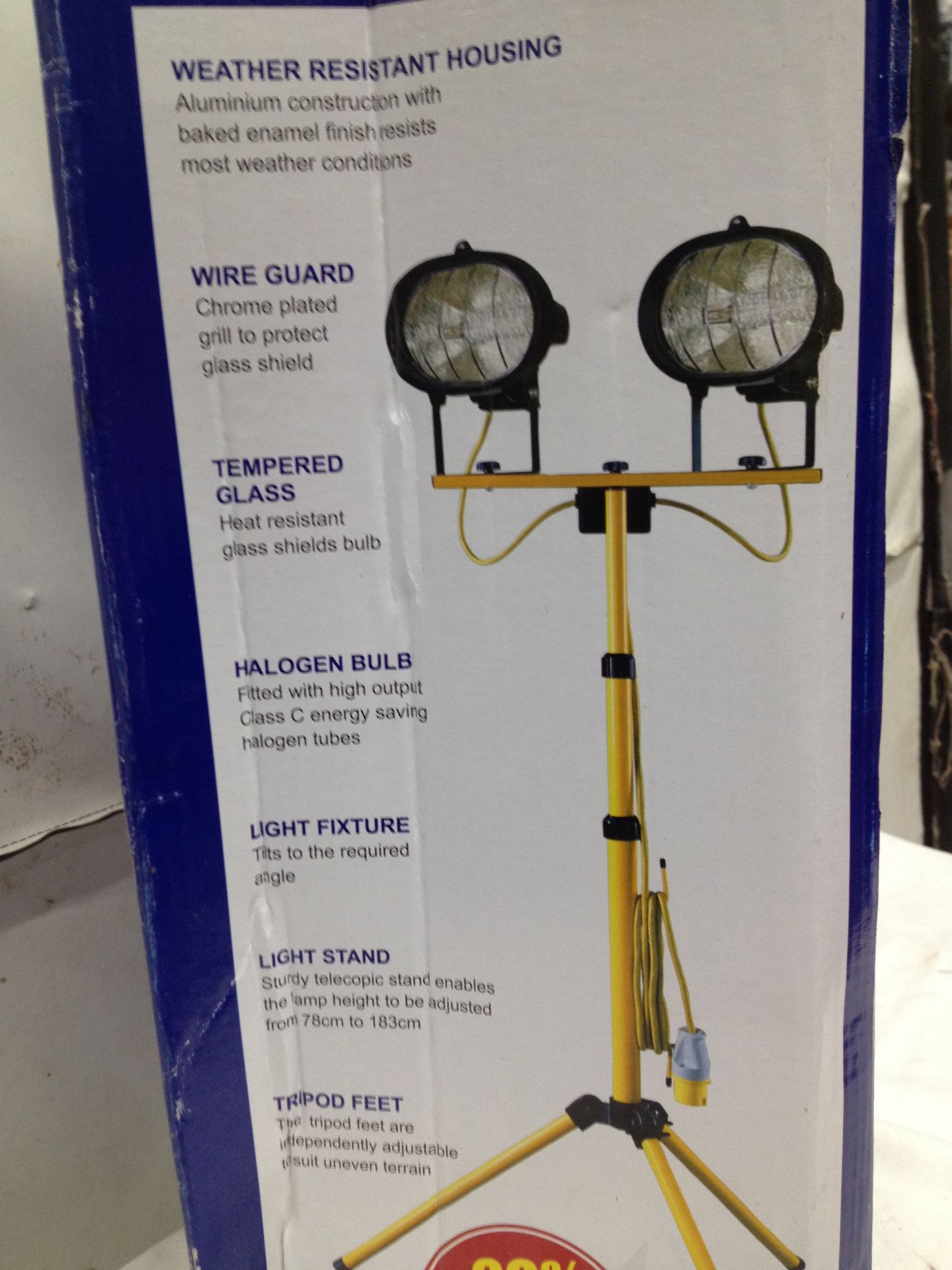 2 x Twin Halogen Floodlight with Adjustable Stand - Image 2 of 4