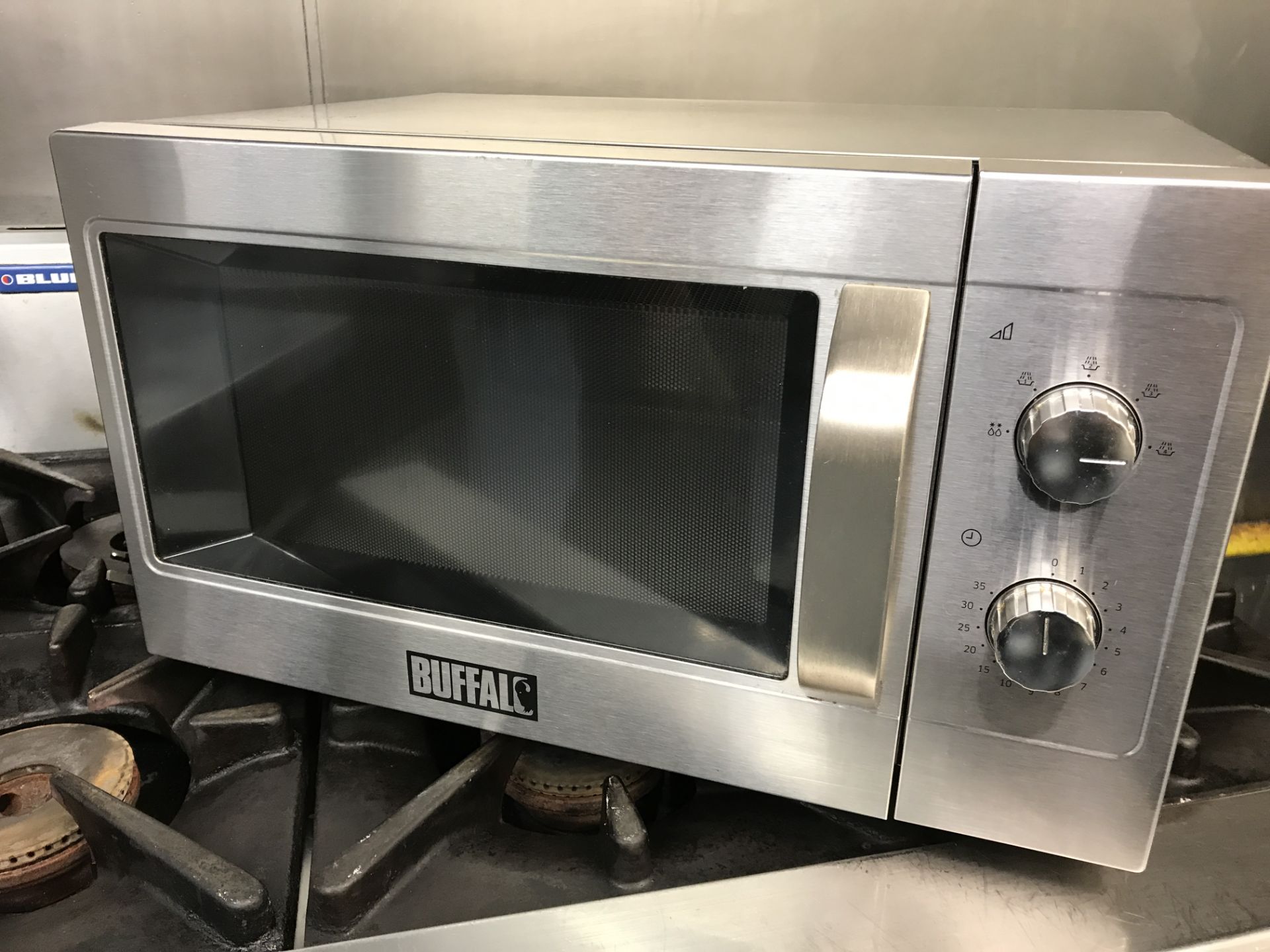 Buffalo microwave 1100w