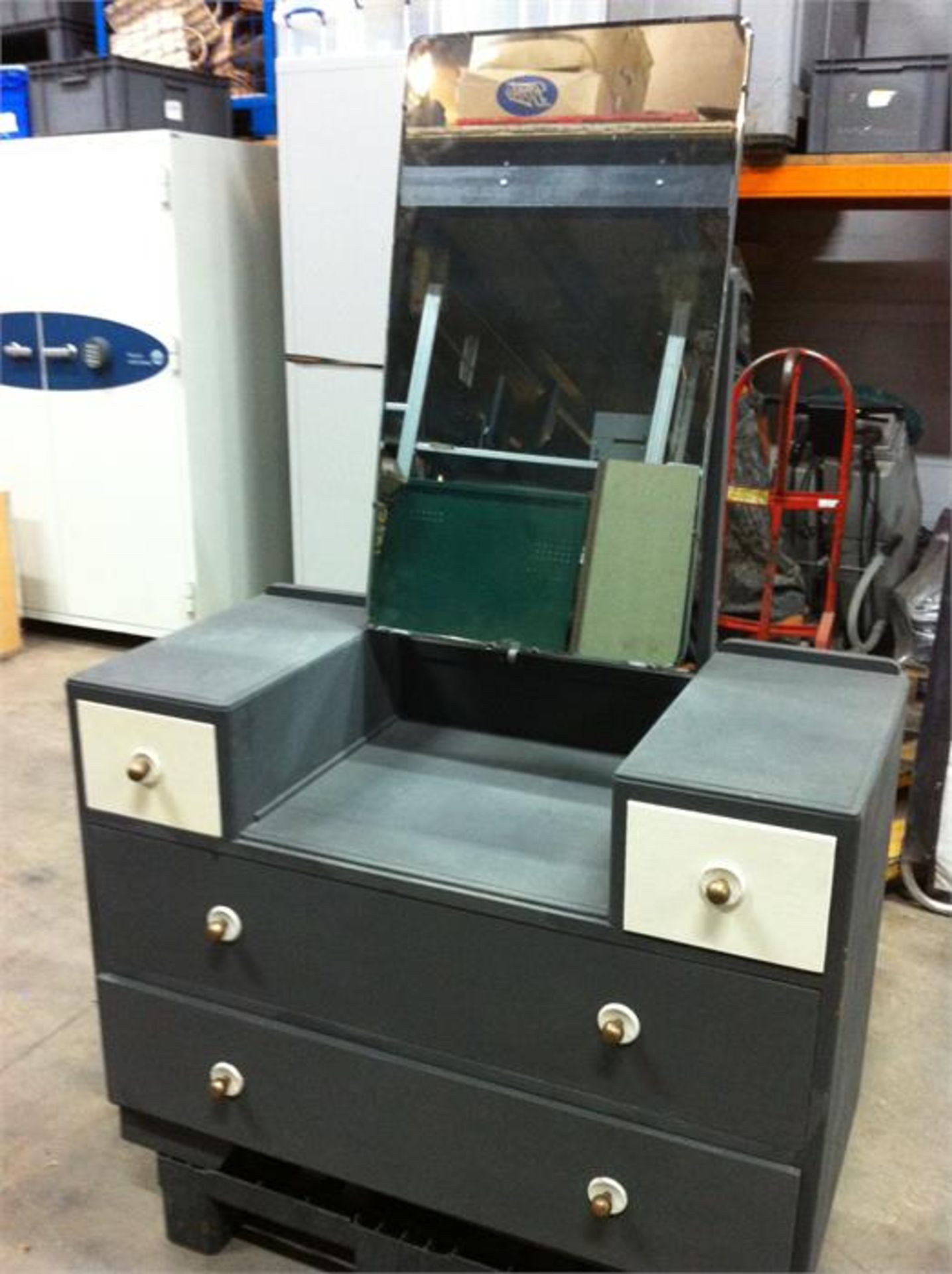 Wooden dressing table with drawers and mirror