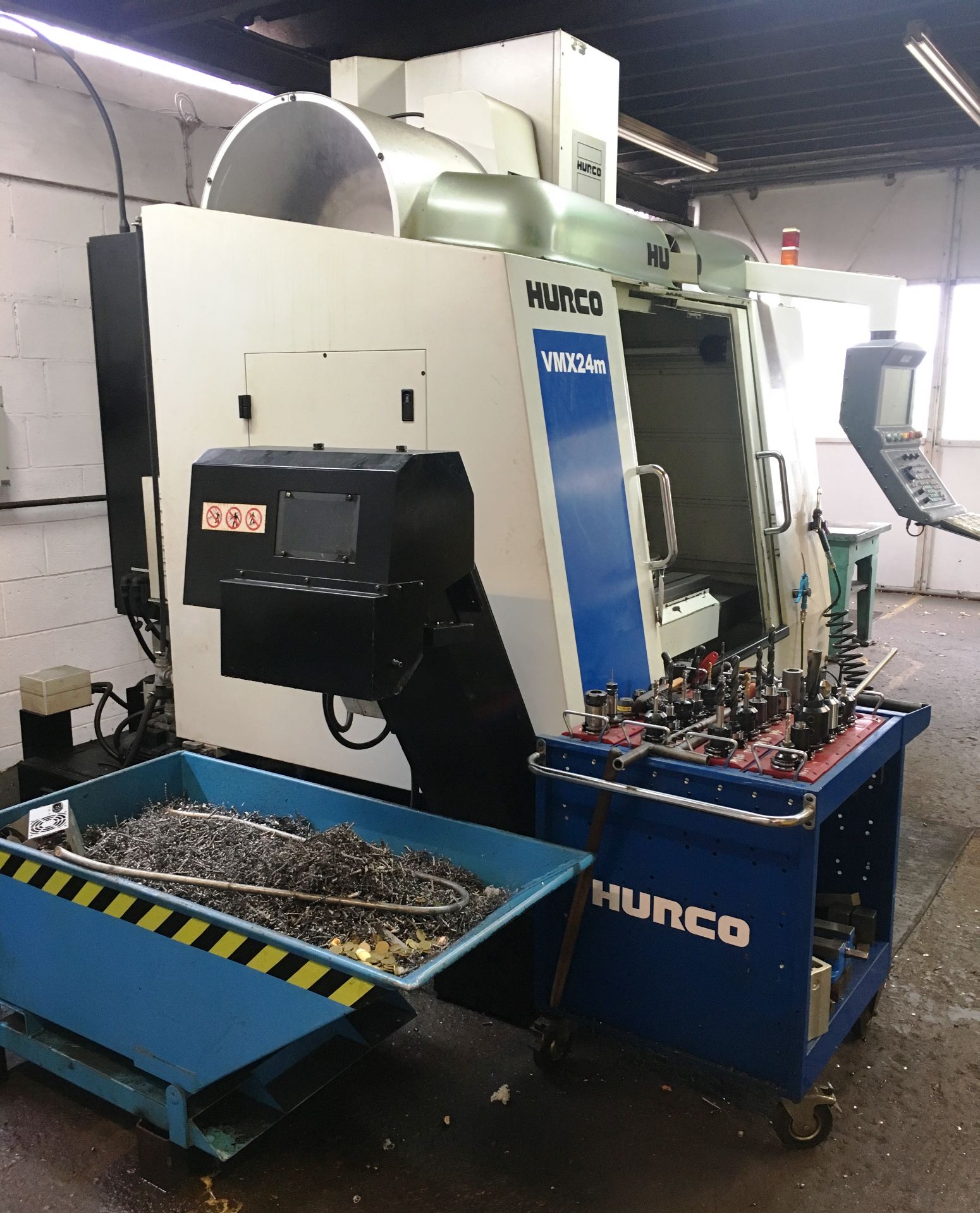 Hurco VMX24m CNC Vertical Machining Centre | YOM: 2010 - Image 6 of 8