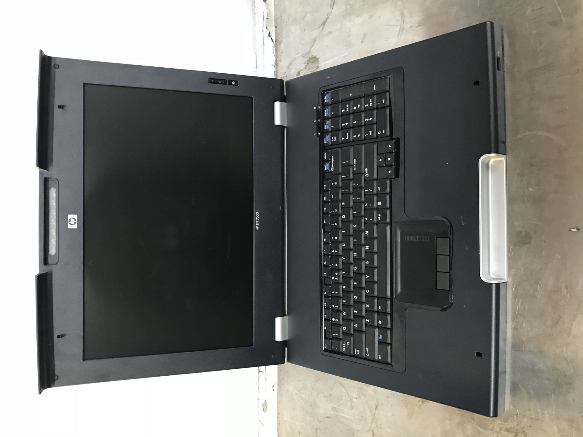 HP Rackmount Keyboard & Monitor