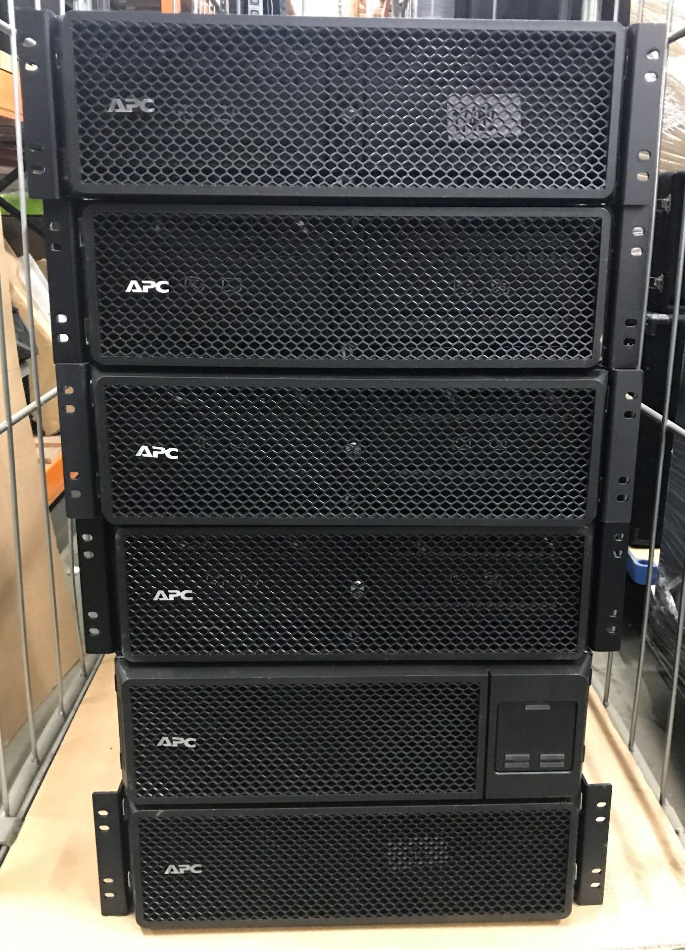 APC SRT8KXLI Smart-UPS 8000VA 230V