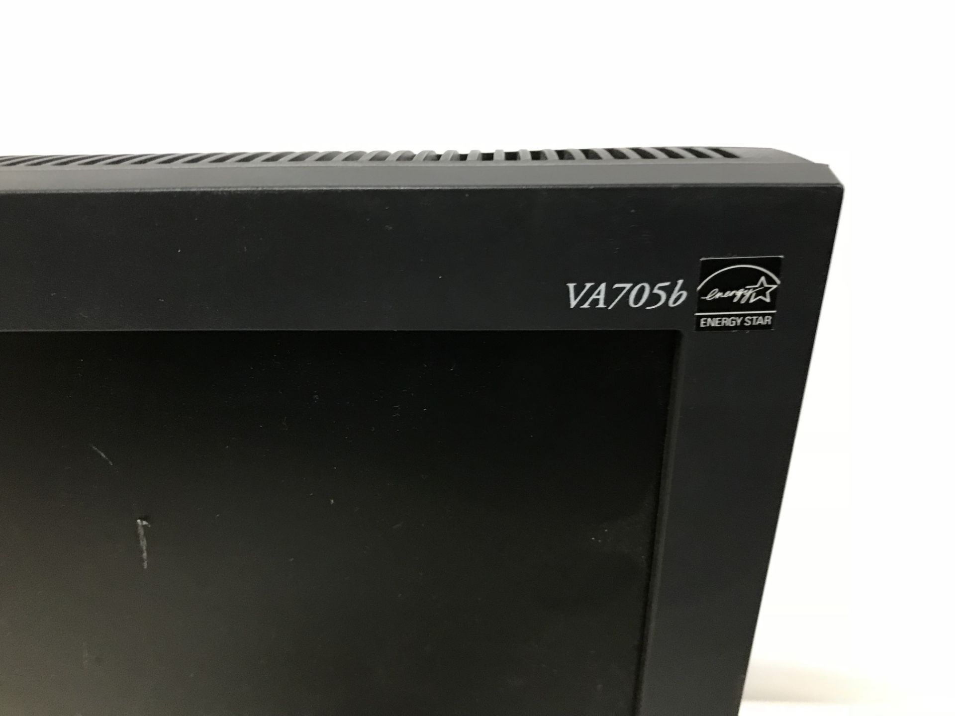 10 x Viewsonic VA705B Computer Monitors - Image 2 of 2