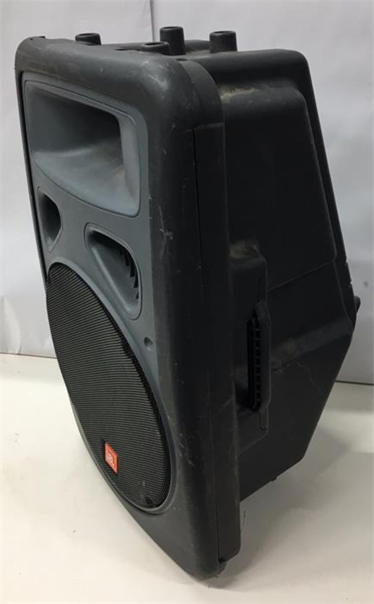 JBL EON Output 15 Outputed Speaker 140-800W - Image 2 of 5