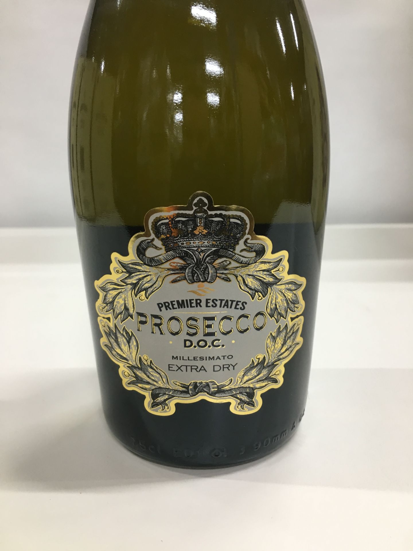 24 x 75cl Bottles Premier Estates Spumante Prosecco DOC Millesimato 2016 Extra Dry - Image 2 of 6