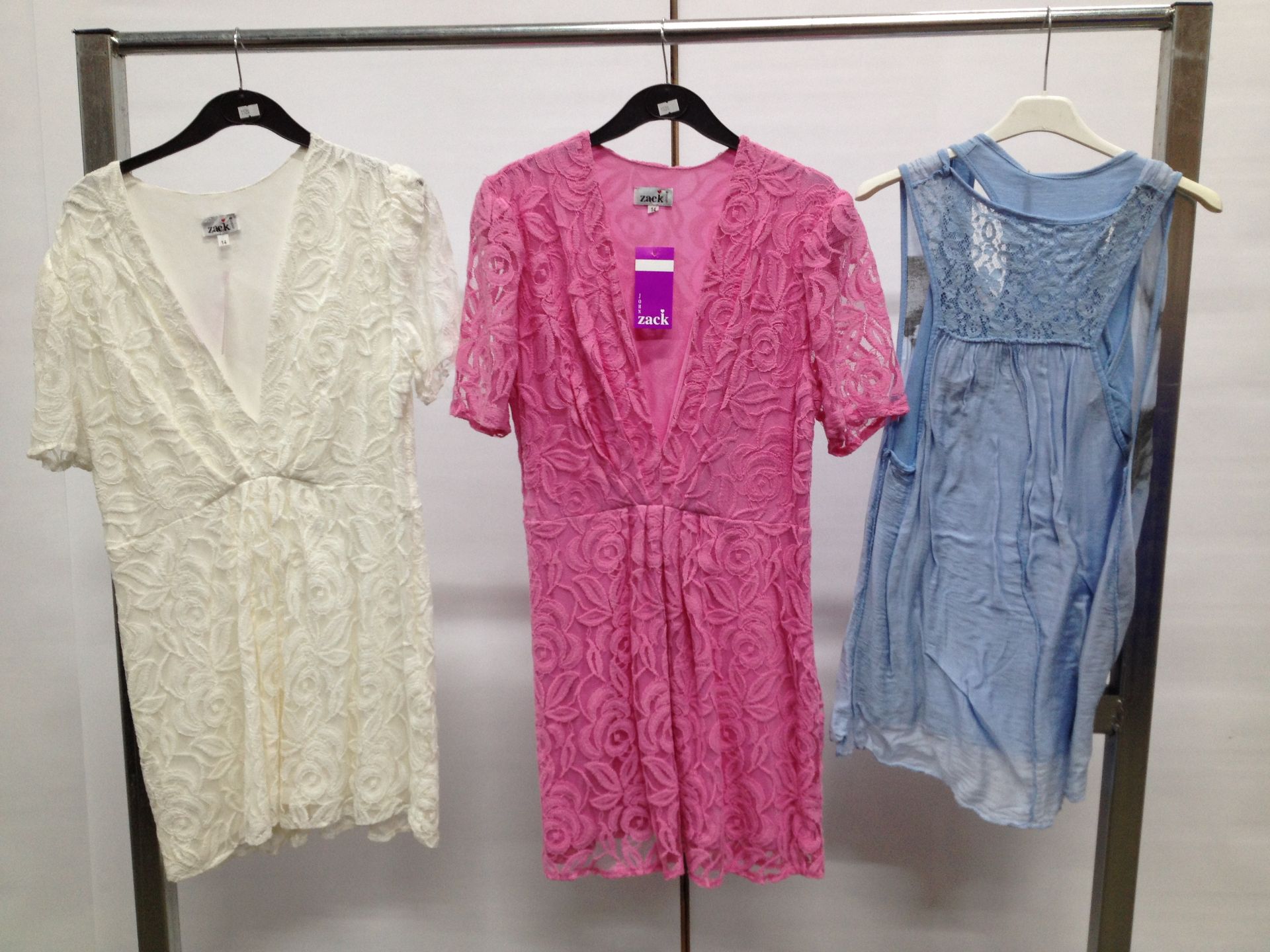 25 x Various Ladies Clothing Items, see description - Image 3 of 7