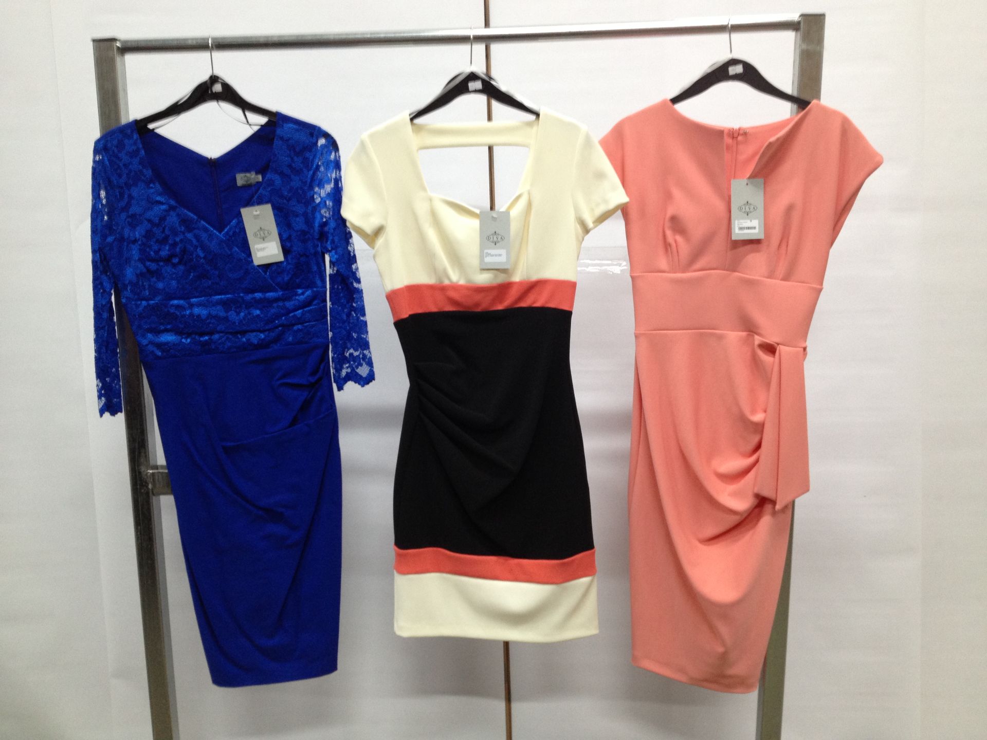 25 x Ladies Dresses - mixed styles