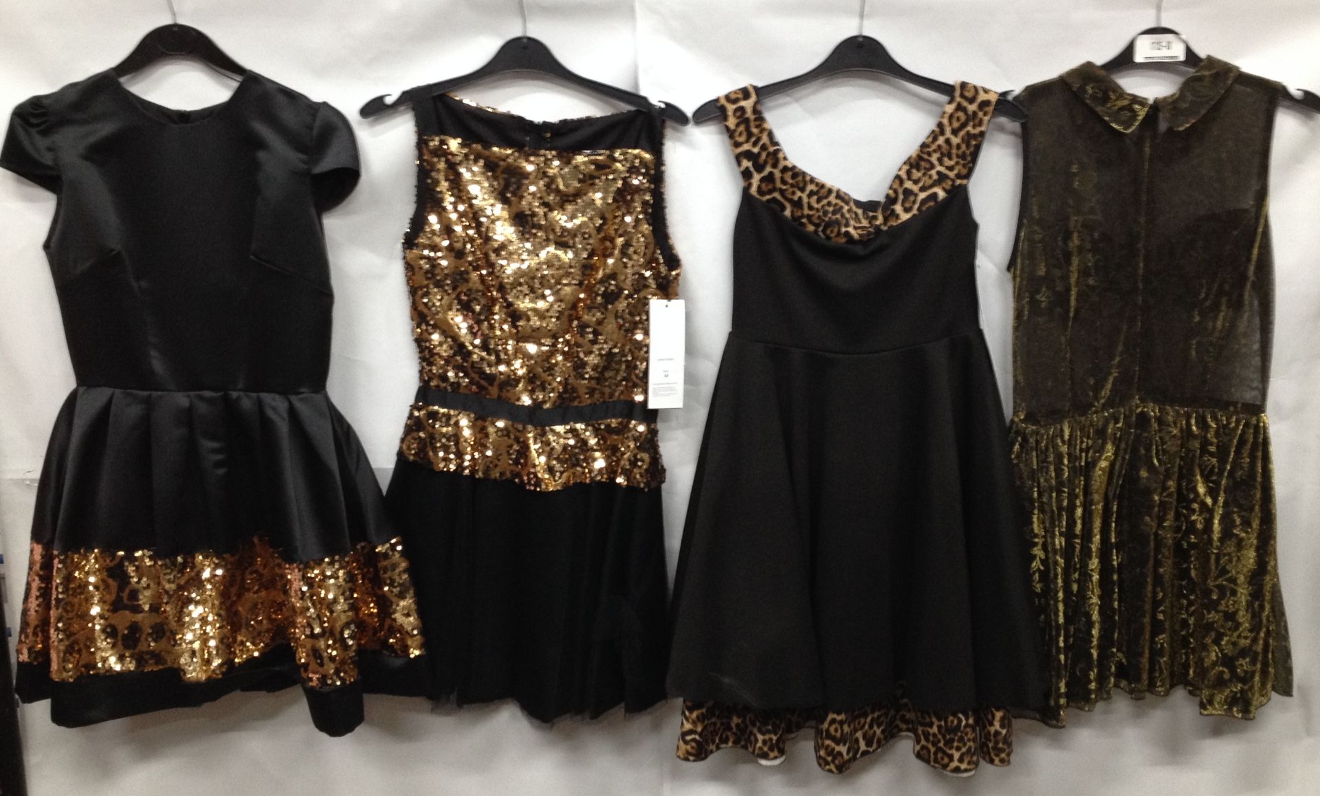 25 x Mixed Style Dresses - Image 2 of 6