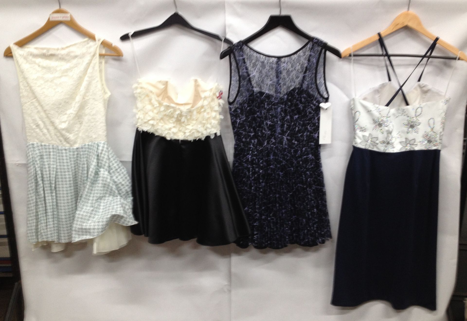 25 x Mixed Style Dresses - Image 2 of 7
