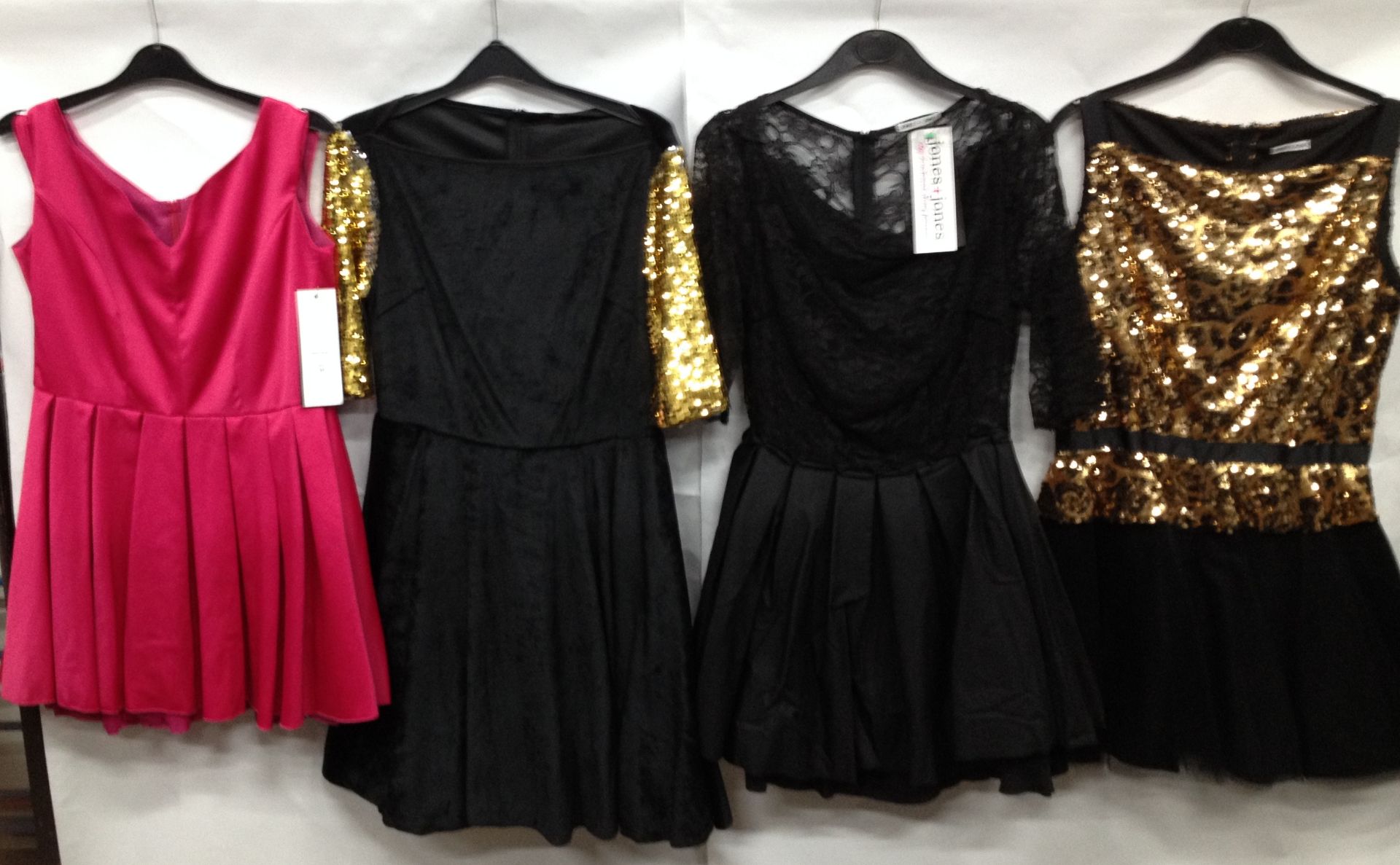 25 x Mixed Style Dresses - Image 4 of 8