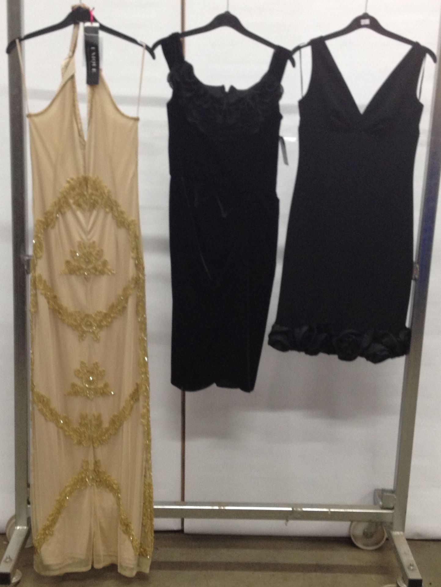 25 x Ladies Dresses - mixed styles - Image 2 of 9