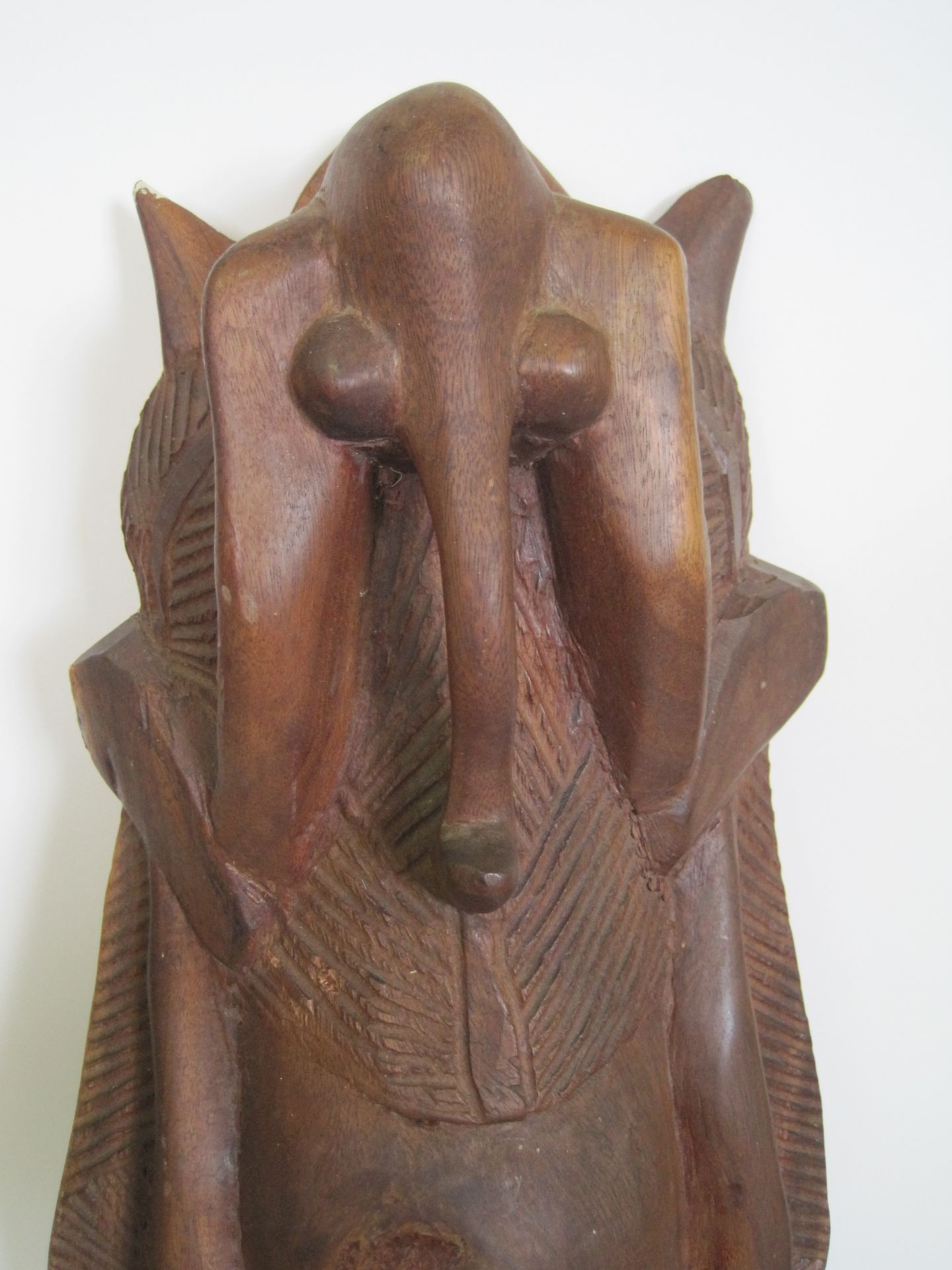 Masque africain en bois exotique, années 1970 – Hauteur : 76 cm African mask in [...] - Bild 12 aus 18