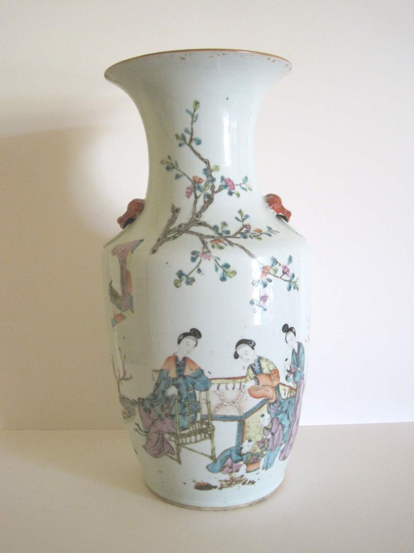 Grand vase Chinois, époque XX, vase maillet en porcelaine émaillée, col évasé [...] - Bild 5 aus 6
