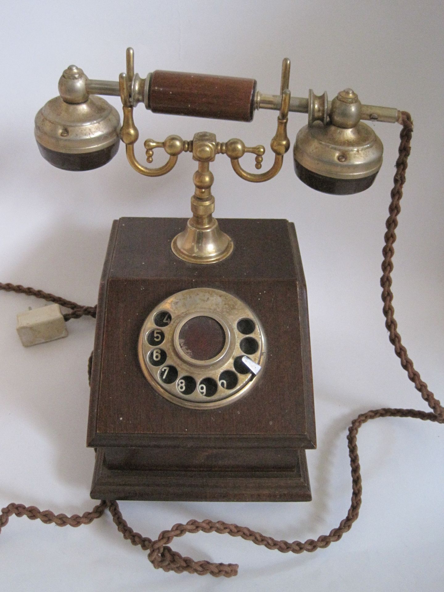 Telephone des années 30, en état de marche – hauteur : 30 cm Telephone of the [...] - Bild 6 aus 6