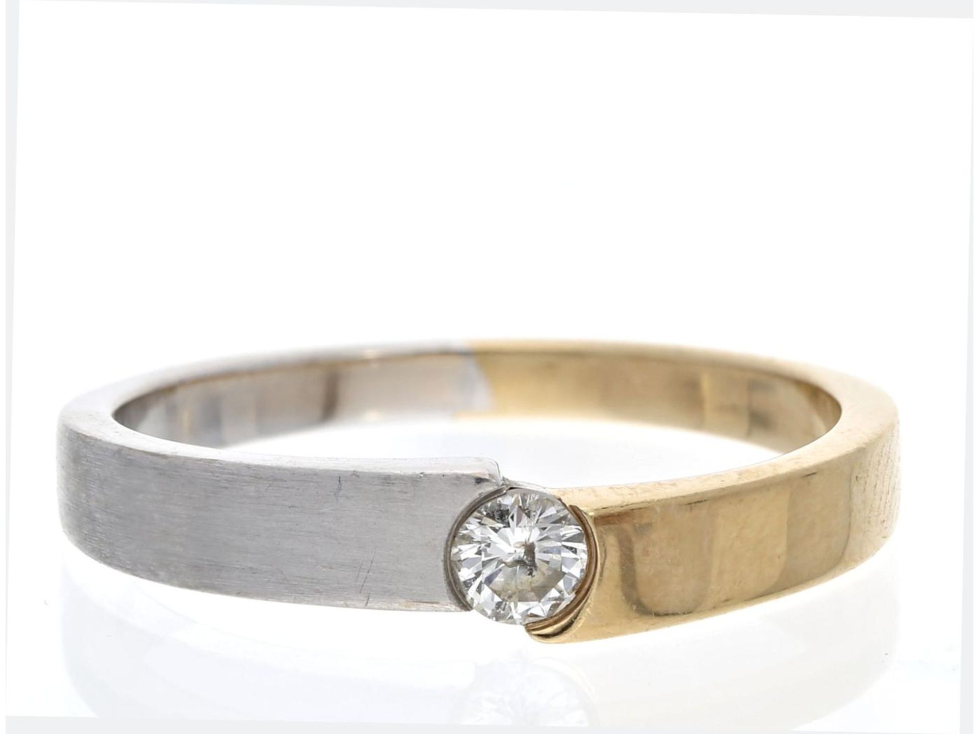 Ring: moderner Bicolour Brillantring, ca. 0,15ct Ca. Ø18mm, RG56, ca. 3,4g, 14K Gold, Schiene im