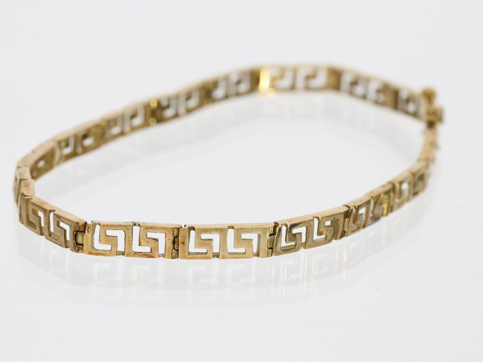Armband: goldenes Armband im Versace-Stil, 14K Gold Ca. 19,5cm lang, ca. 7,5g, 14K Gold, ca. 4,5mm