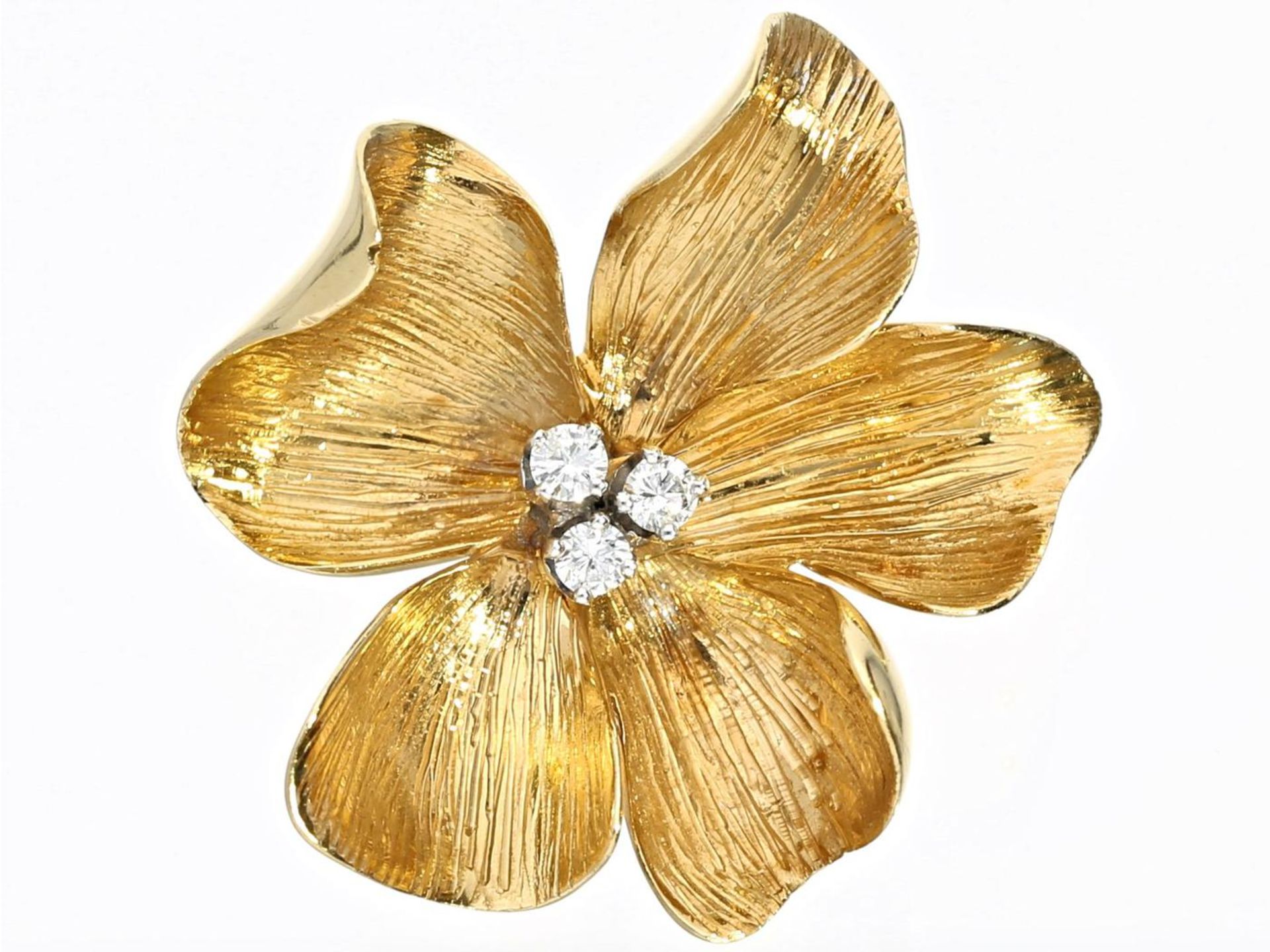Brosche: vintage Blütenbrosche von guter Qualität, 18K Gold, Handarbeit um 1960 Ca. Ø30mm, ca. 9,1g,
