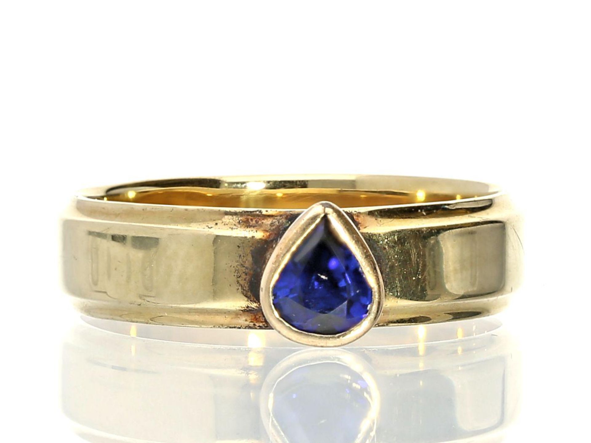 Ring: vintage Goldschmiedering mit feinem Saphir, Markenschmuck von Niessing Ca. Ø20mm, RG64, ca.