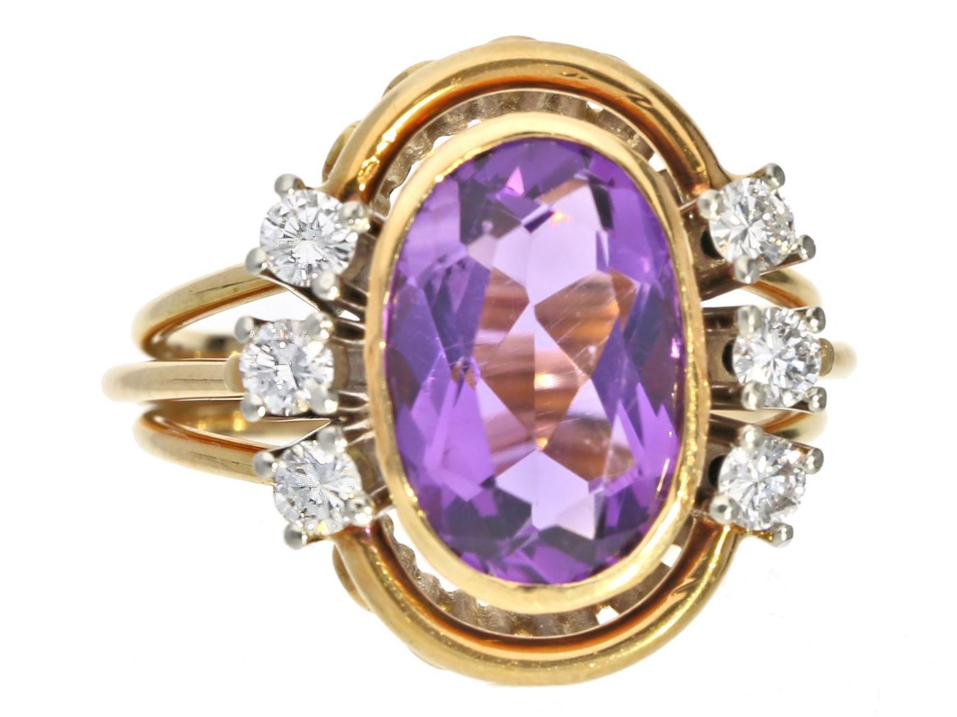 Ring: sehr dekorativer vintage Goldschmiedering mit Amethyst und Brillanten Ca. Ø17,5mm, RG55, ca.