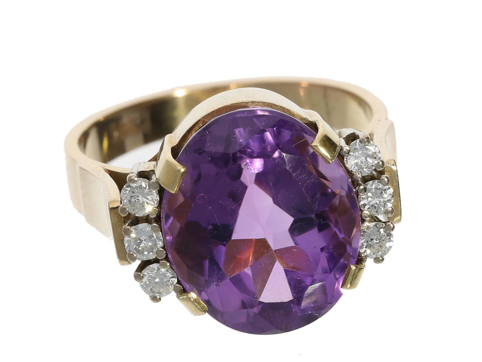 Ring: klassischer vintage Amethyst/Brillant-Goldschmiedering Ca. Ø17,5mm, RG56, ca. 7,9g, 14K