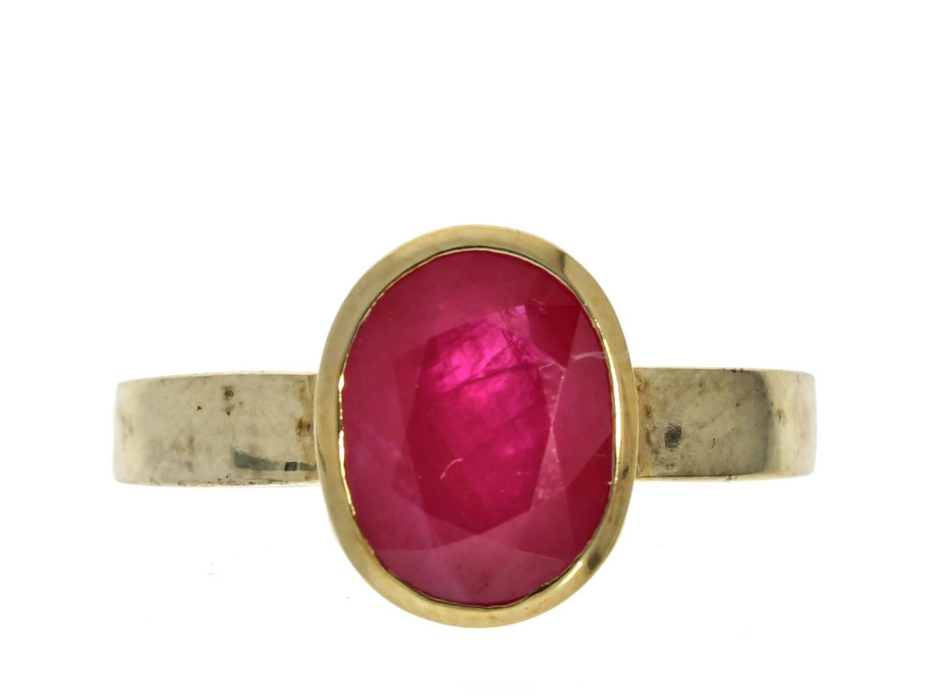 Ring: klassischer Solitärring mit Rubin von ca. 2,5ct Ca. Ø18mm, RG57, ca. 5,2g, 14K Gold, ovaler,