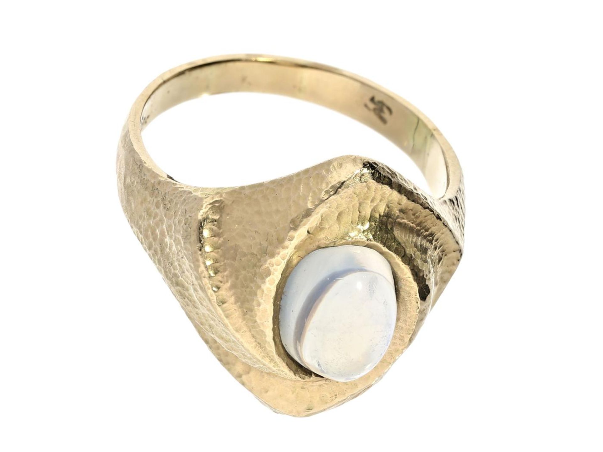 Ring: solider vintage Goldschmiedering mit Mondstein Ca. Ø19mm, RG60, ca. 7,9g, 14K Gold, der - Bild 2 aus 2