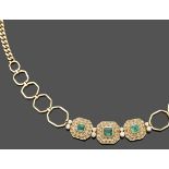 Smaragd- und Brillantcollier An emerald and diamond necklace 750er GG, gestemp. 3 Smaragde im