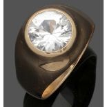 Ring mit einem großen Spinell im Altschliff A Lady's or Gentleman's ring with spinel 585er GG,