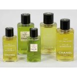 5 Flakons Chanel, Paris. - Eau de Toilette No 19 (2), Eau de Toilette Pour Monsieur (2), Eau De