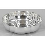 Schale / Bowl 800er Silber. Punzen: Herst.-Marke, 800. D. 14,5 cm. 136 g.