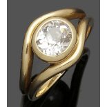 Damenring mit einem ovalen Altschliffdiamant A Lady's european old-cut diamond ring 750er GG,