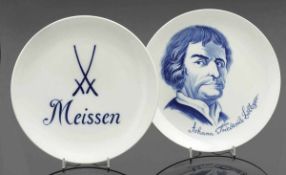 2 Wandteller Staatliche Porzellan Manufaktur, Meissen 1970 und 1972. - Schwertermarke Meissen und