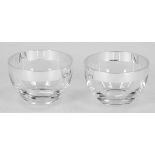 Paar Schale / Pair Bowls Silber. Glas. H. 8,5 cm. D. 13,2 cm. Der Glaskorpus ist mit einer