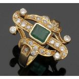 Damenring mit einem Smaragd und Brillanten A Lady's emerald and diamond ring 750er GG, gestemp. 1