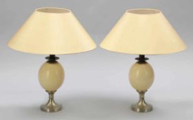 Lampenpaar Pair of Lamps with Ostrich Eggs Frühes 20. Jahrhundert. Straußenei. Metall. H. ohne