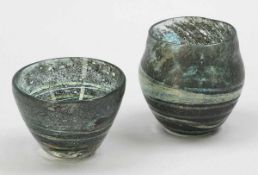 Schale und Vase Aleppo Technik Milan Vobruba, 1979. Farbloses Glas mit unregelmäßigen