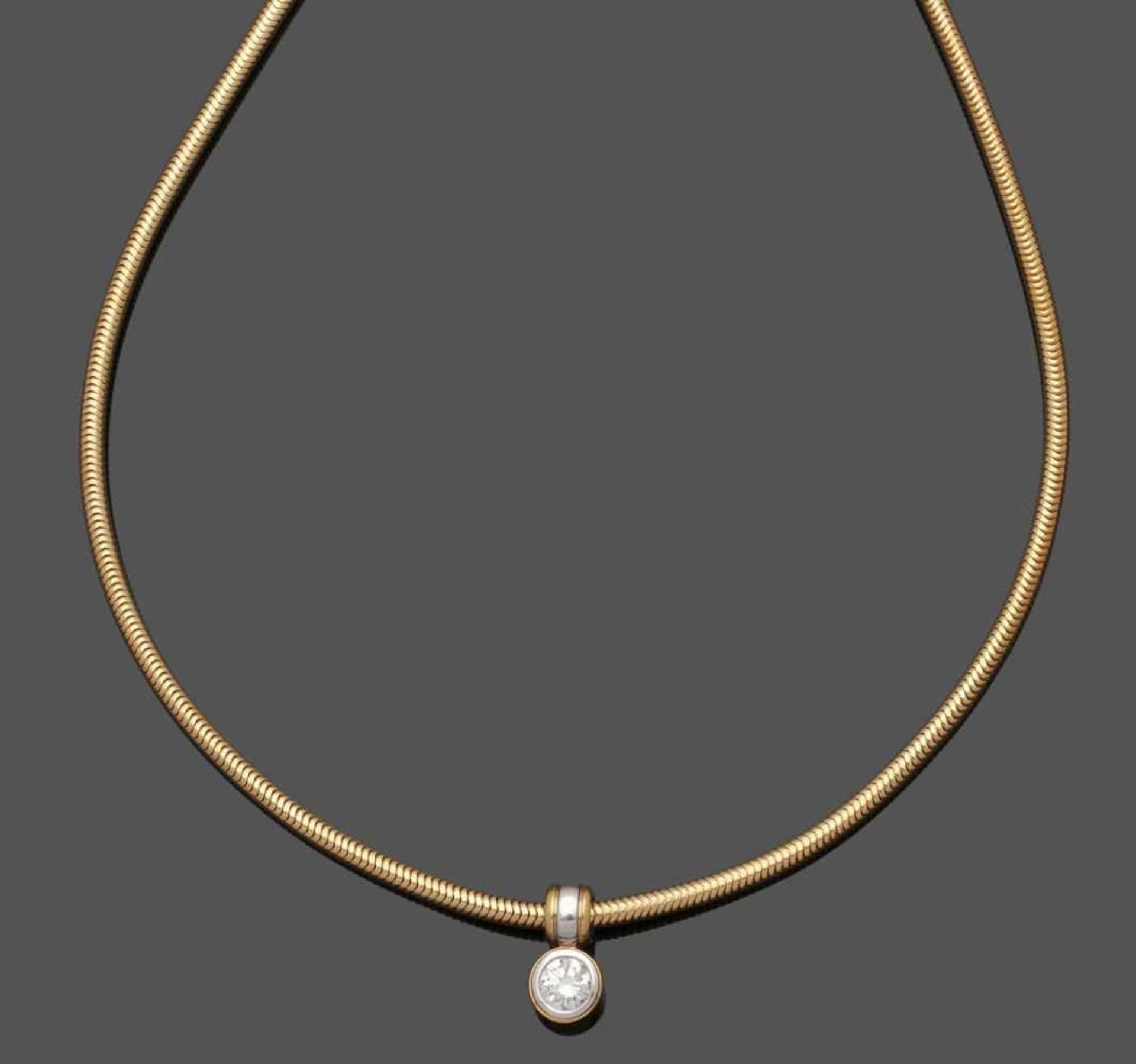 Zeitloses Goldcollier mit einem Brillantsolitär von 1 ct. A golden necklace with a 1ct. brilliant- - Bild 4 aus 4