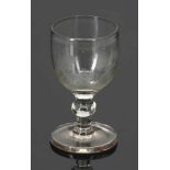 Weinglas mit Hirschhatz Lauenstein, Mitte 18. Jh. Farbloses, leicht gräuliches Glas. Abriss. Auf der