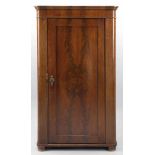 Biedermeier-Kleiderschrank Norddeutschland, 19. Jh. Mahagoni. 198 x 115 x 50 cm. Rest.bed.