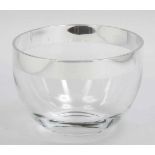 Obstschale / Fruit Bowl Silber. Glas. D. 22 cm. Der Glaskorpus ist mit einer Silberschicht