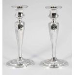 Paar Tafelleuchter / Candle Sticks Tiffany & Co/New York/USA, um 1910. 925er Silber. Punzen: