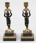 Paar Empire Kerzenleuchter Pair of Empire Candlesticks 19. Jahrhundert. Bronze. Messing. H. 24 cm.