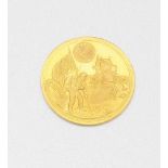 2 Goldmedaillen 999er GG. D. 20 mm. Gew. je 3,17 g. Vs.: Mondlandung mit Raumkapsel. Rs.: Porträts