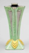 4passige Vase Art Déco Etonia Ware, England um 1920. Keramik, heller Scherben. Grün, gelb,
