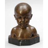 Fritz Schneider Künstler des 20. Jahrhunderts - Kinderkopf - Bronze. Braun patiniert. Schwarzer