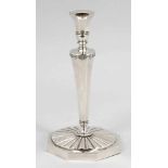 Klassizismus-Tafelleuchter / Candelstick Johann Phillipp Heckenauer/Augsburg, um 1770/80. Silber.