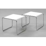 Paar Beistelltische "Laccio Side Table" Knoll Studio. Entwurf: Marcel Breuer, um 1925. Stahlrohr.