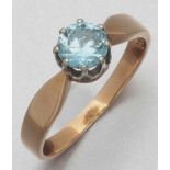 Ring mit blauem Zirkon 585er RG/WG, gestemp. 1 blauer Zirkon ca. 1 ct. Ringgr. 59. Gew.: 3,5 g.